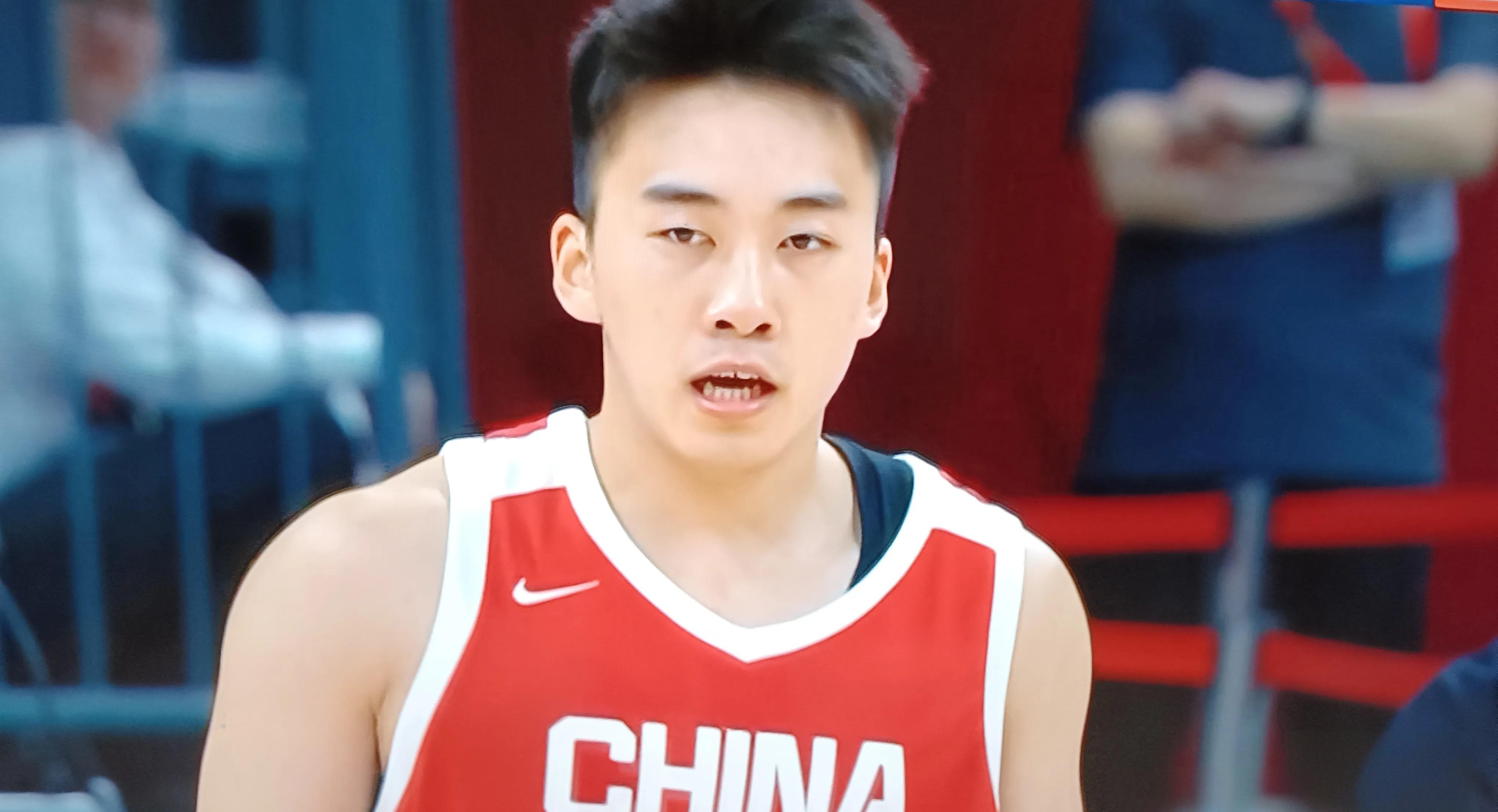 天津队险胜山东队,赵继伟统治全场 天津队险胜山东队,赵继伟统治全场