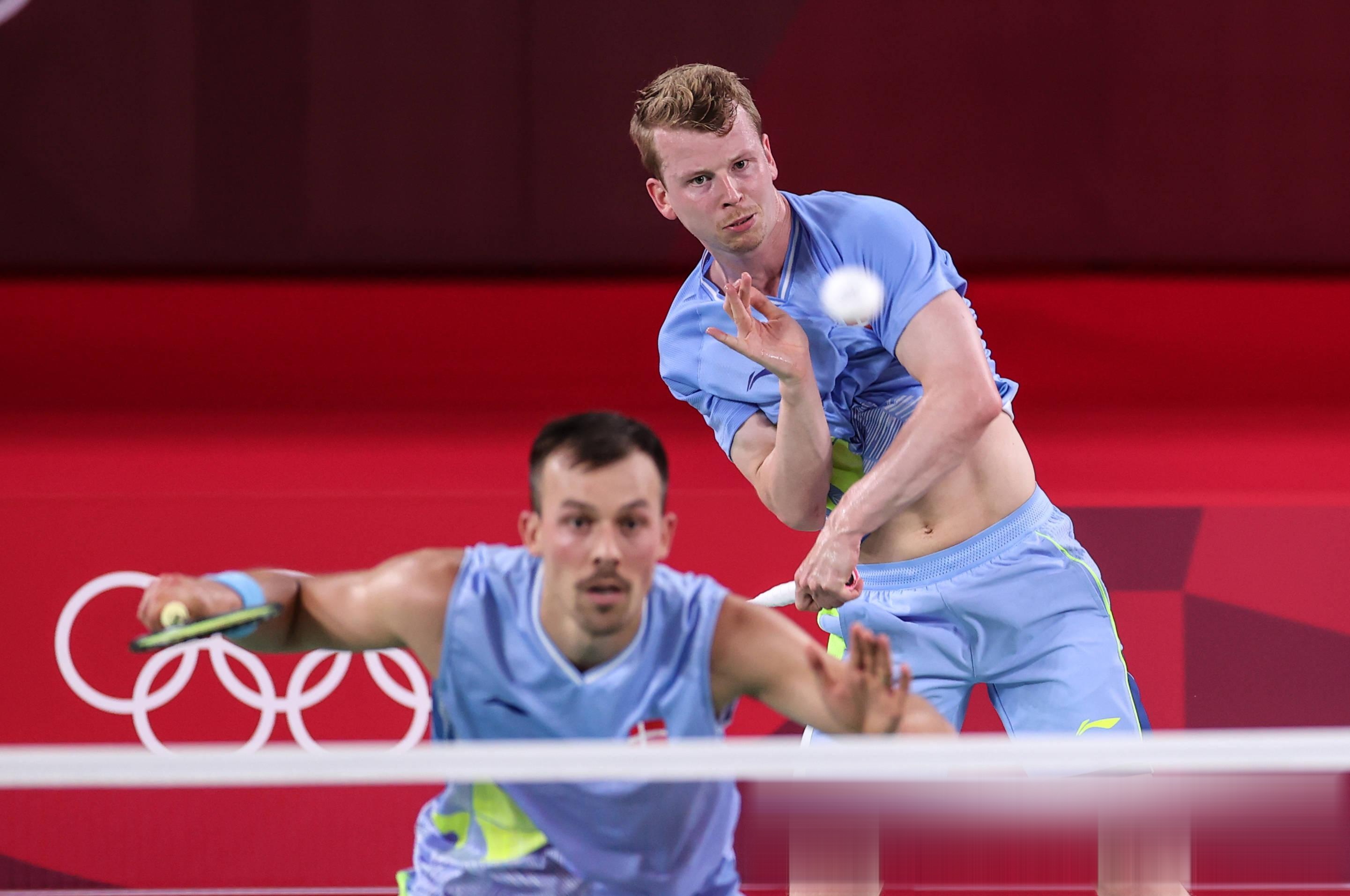 印尼队翻盘泰国队,石宇奇关键制胜 印尼队翻盘泰国队,石宇奇关键制胜