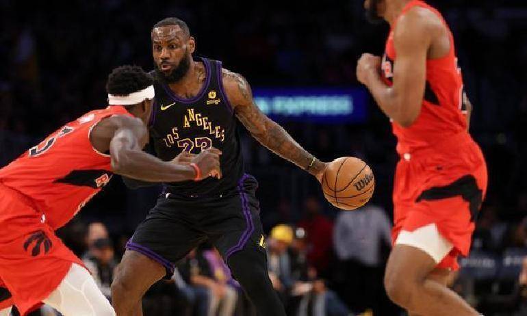 猛龙绝杀辽宁队，詹姆斯关键制胜