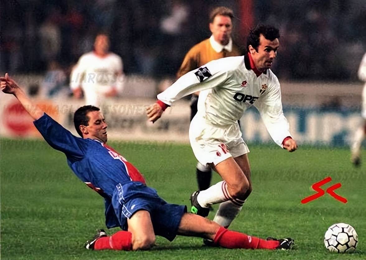 爱游戏APP-韩国队横扫奥地利队，波尔统治全场