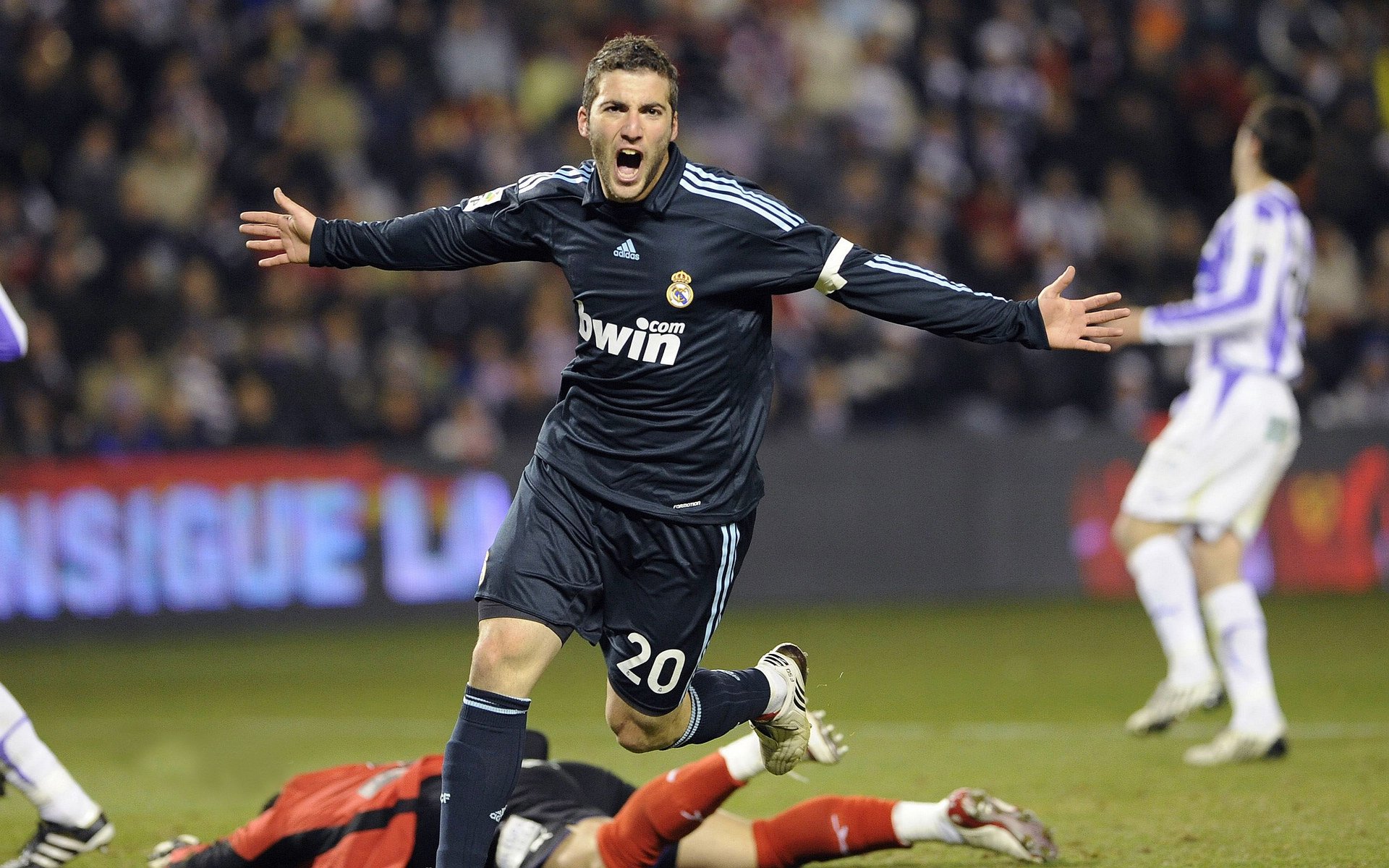 韩国绝杀夜，郑思维却统治了时间