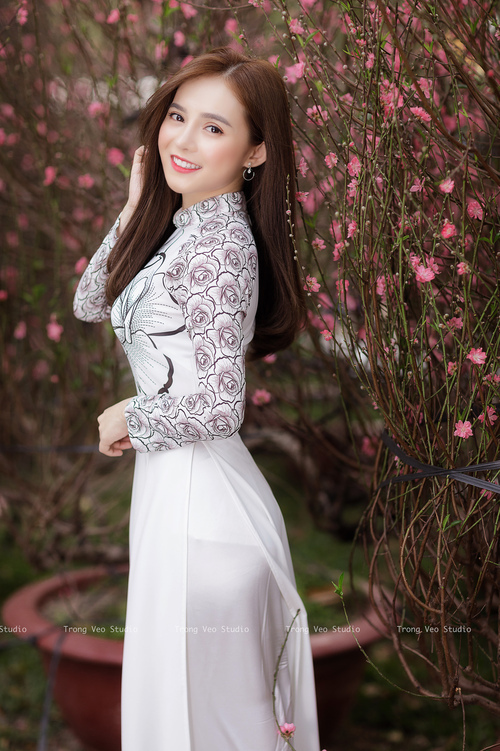 星光与洪流，内马尔在个人宣言与莱比锡的战术海啸间刺破夜空